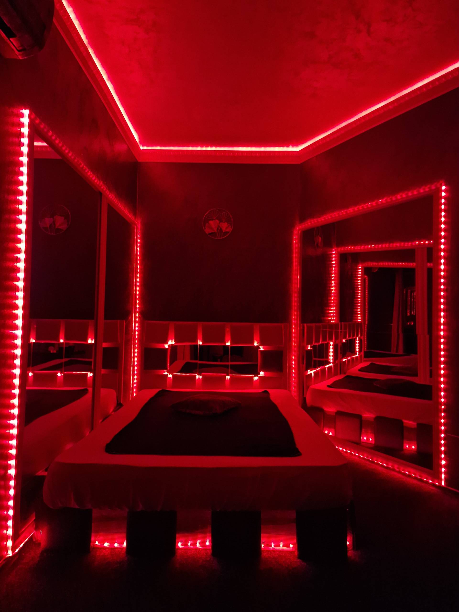 Turnkey business for sale: massage salon & nightclub with 20 years of history, loyal clients, top location, and profits from day one.