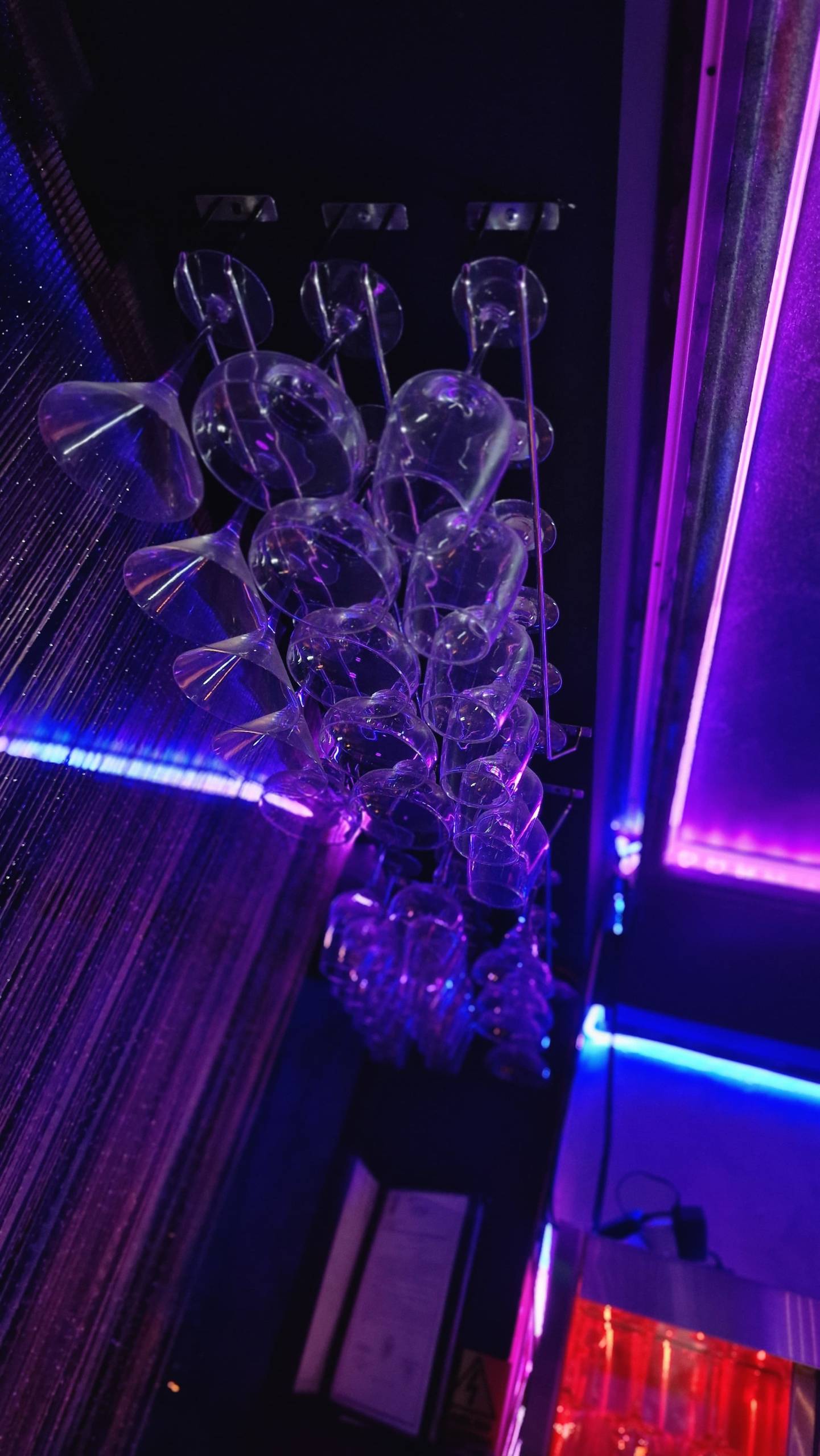 Turnkey business for sale: massage salon & nightclub with 20 years of history, loyal clients, top location, and profits from day one.