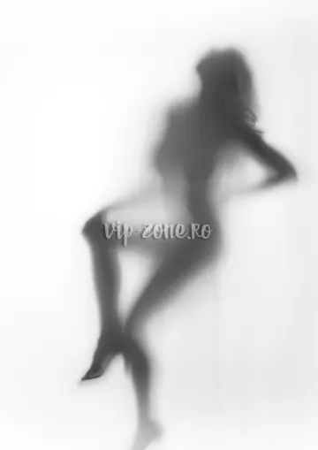 Fotografie maseuză erotică profesionistă din salon VIP Zone